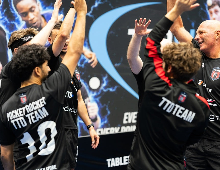 TTD Team Tracksuit – Red/Black Edition